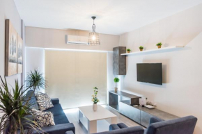 Paradise Promenade Apartment, 2min distance from Larnaca Marina